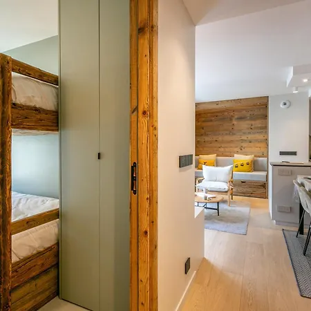 De Standing Avec Garage, Wifi Et Terrasse Au Pied Des Pistes A - Fr-1-694-332 *