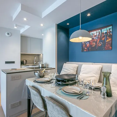 De Standing Avec Garage, Wifi Et Terrasse Au Pied Des Pistes A - Fr-1-694-332 *
